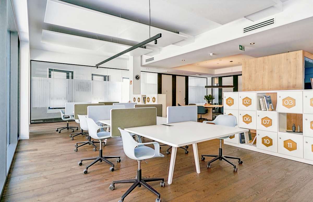 Regus Heidelberg Stadttor Ost interior photo 8