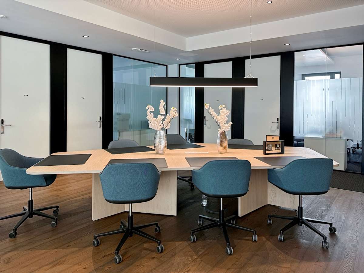 Regus Heidelberg Stadttor Ost interior photo 10