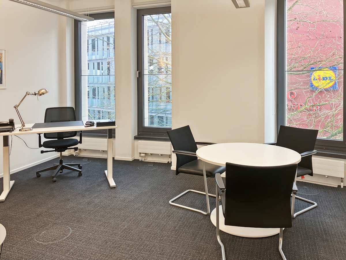 Regus - Hamburg, Altona interior photo 7