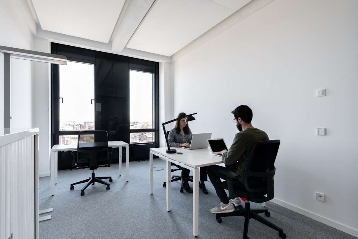 Spaces Kallmorgen Tower interior photo 3