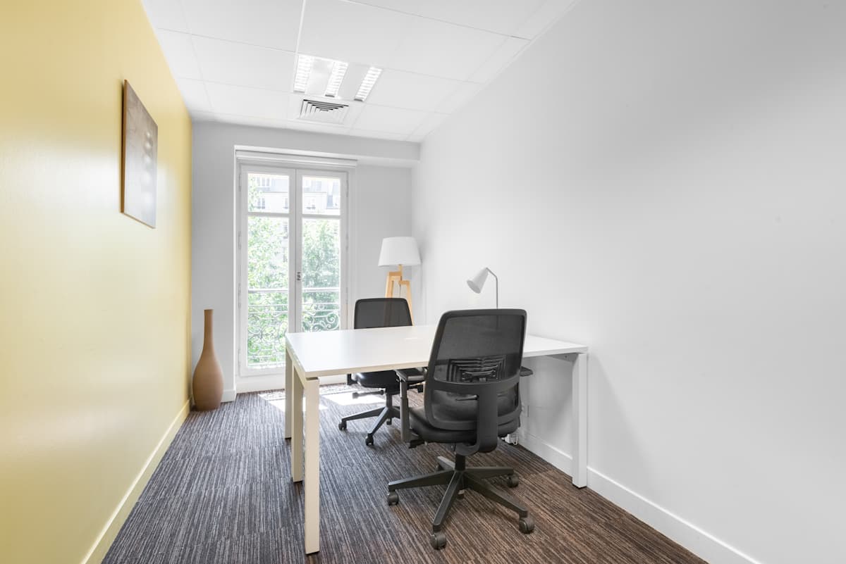 Signature Faubourg St Honoré interior photo 2