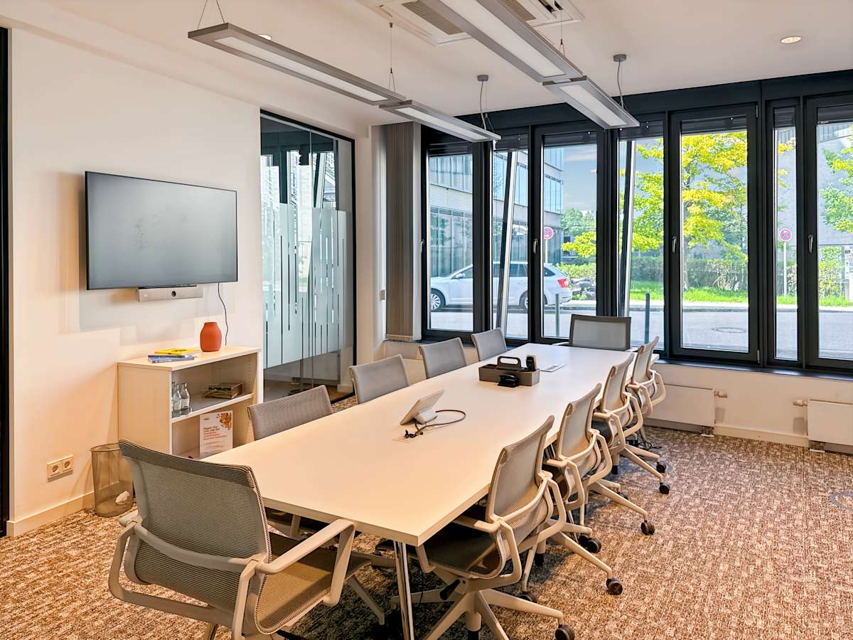 Regus - Munich, Leuchtenbergring interior photo 11