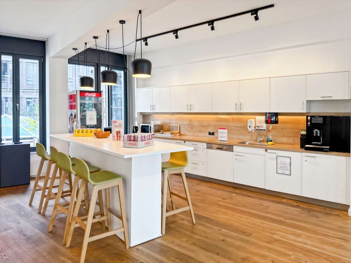 Regus - Munich, Leuchtenbergring interior photo 6