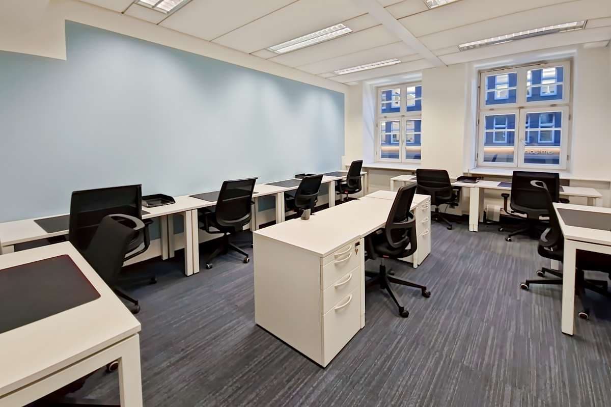Regus - Hamburg Chilehaus interior photo 15