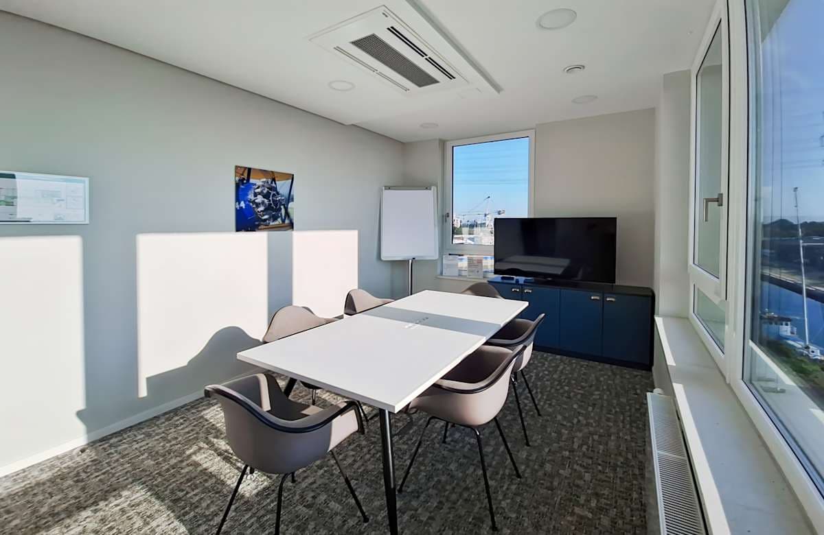 Regus - Hamburg, Hafen Süderelbe interior photo 9