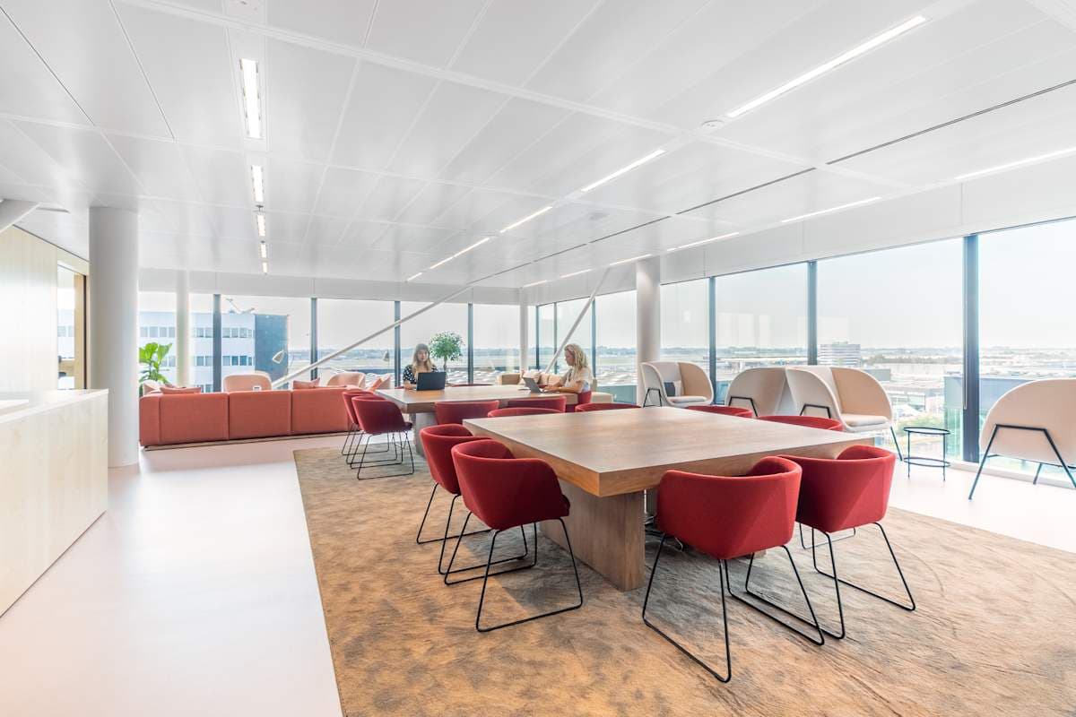 Spaces Schiphol Airport interior photo 3