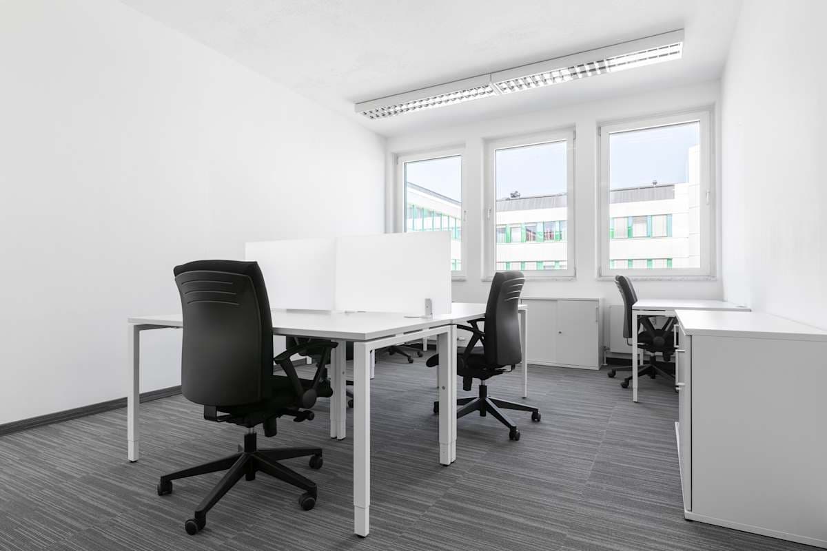 HQ - Unterföhring, Feringastraße interior photo 4