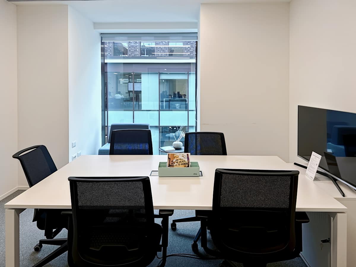 Spaces Piazza Vetra interior photo 9
