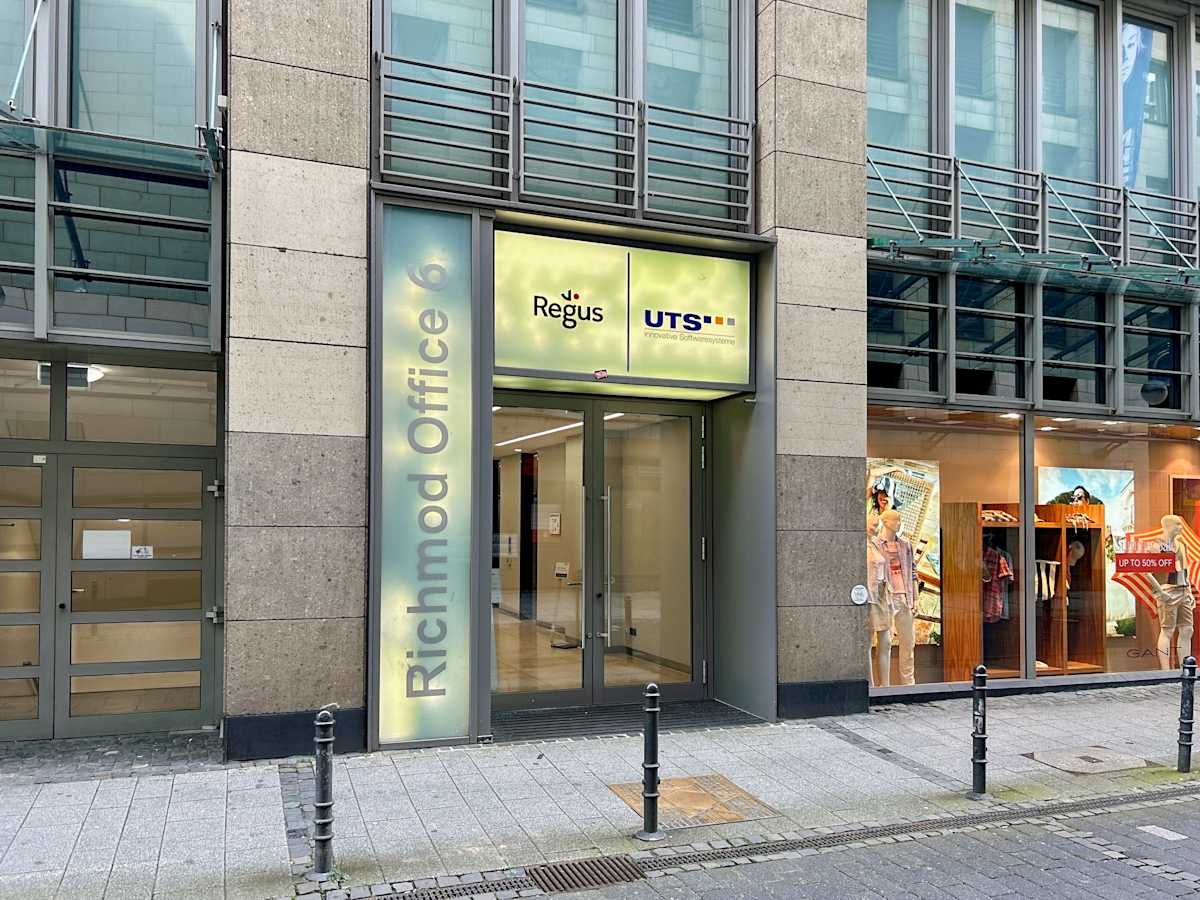Regus - Cologne City interior photo 2