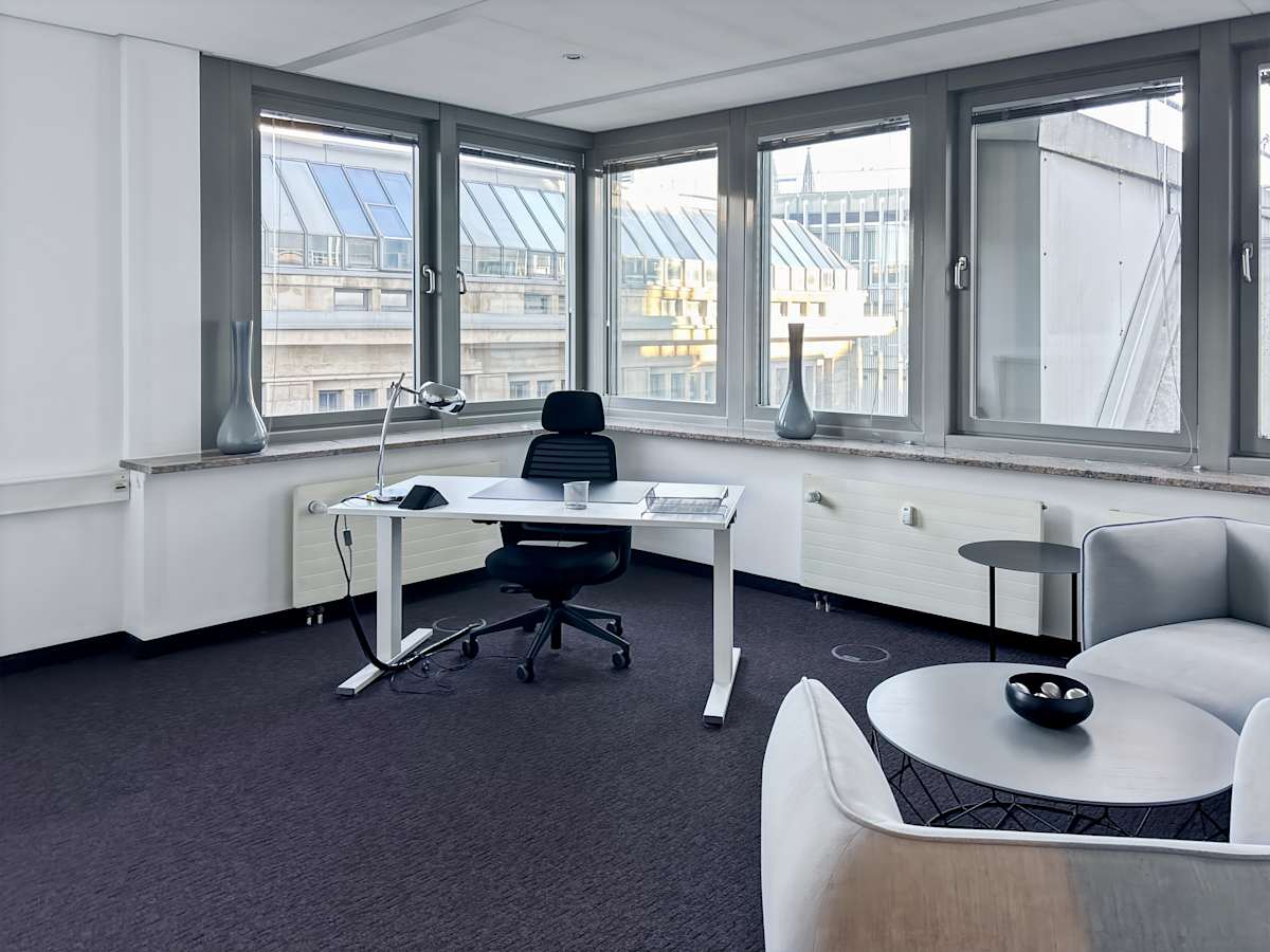 Regus - Cologne City interior photo 7