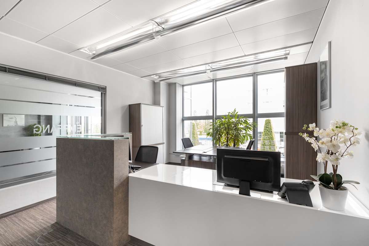Regus - Munich Airport interior photo 2