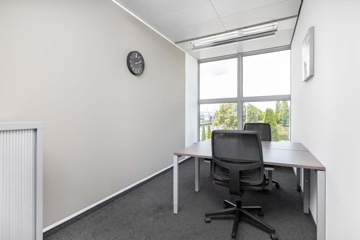 Regus - Munich Airport interior photo 8