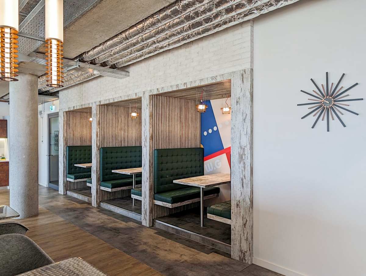 Regus Prinzenpark interior photo 11