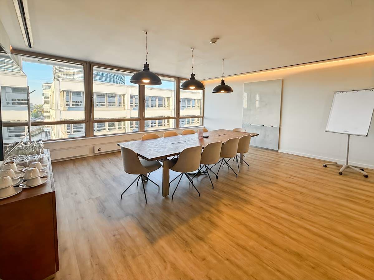 Regus Prinzenpark interior photo 3