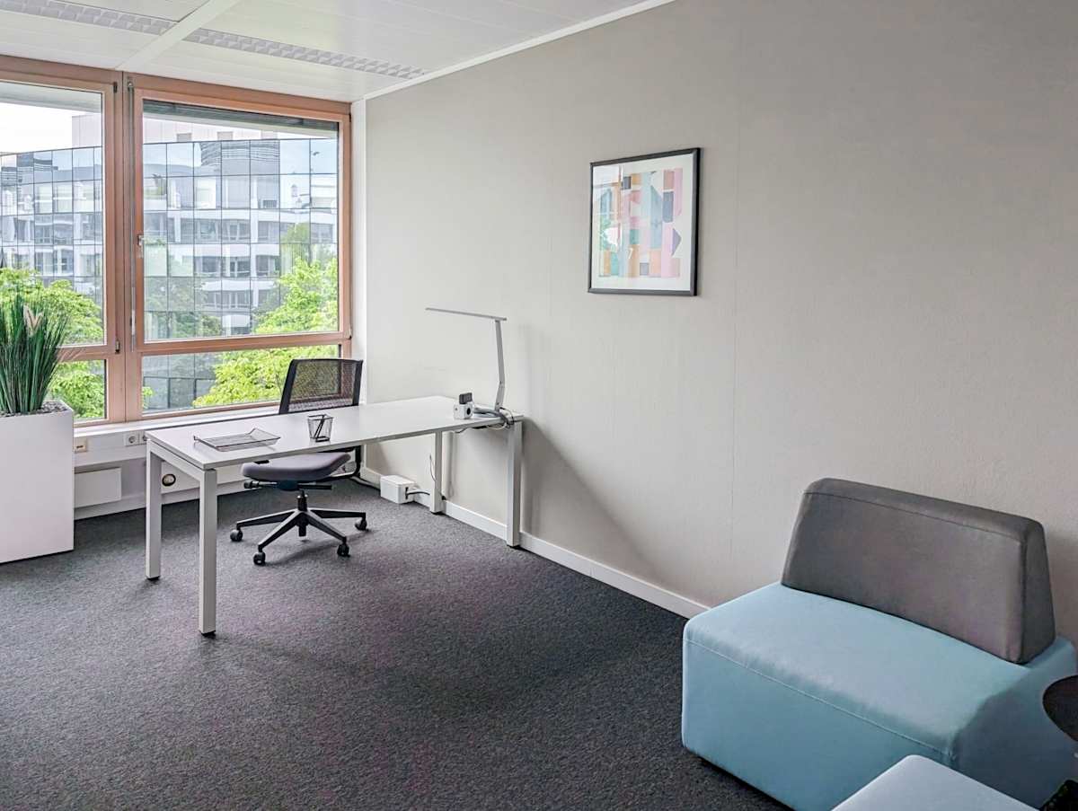 Regus Prinzenpark interior photo 4