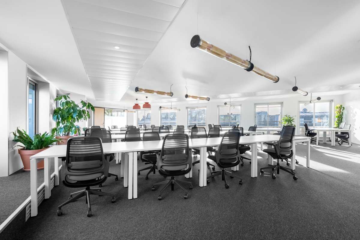 Spaces 54 Avenue Hoche interior photo 4
