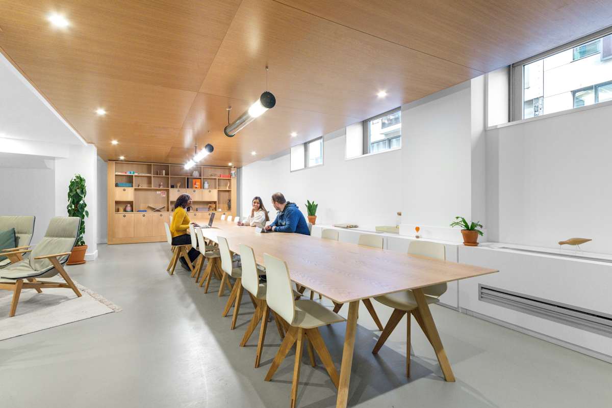 Spaces 54 Avenue Hoche interior photo 9
