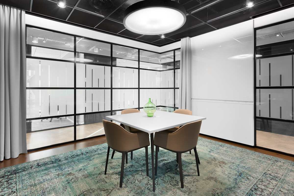 Regus - Warsaw, Park Avenue interior photo 3