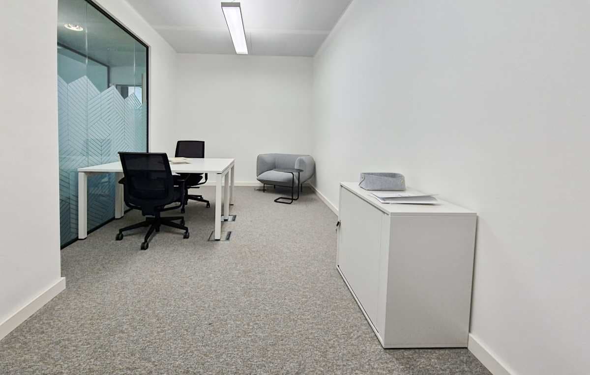 Spaces Square One interior photo 4