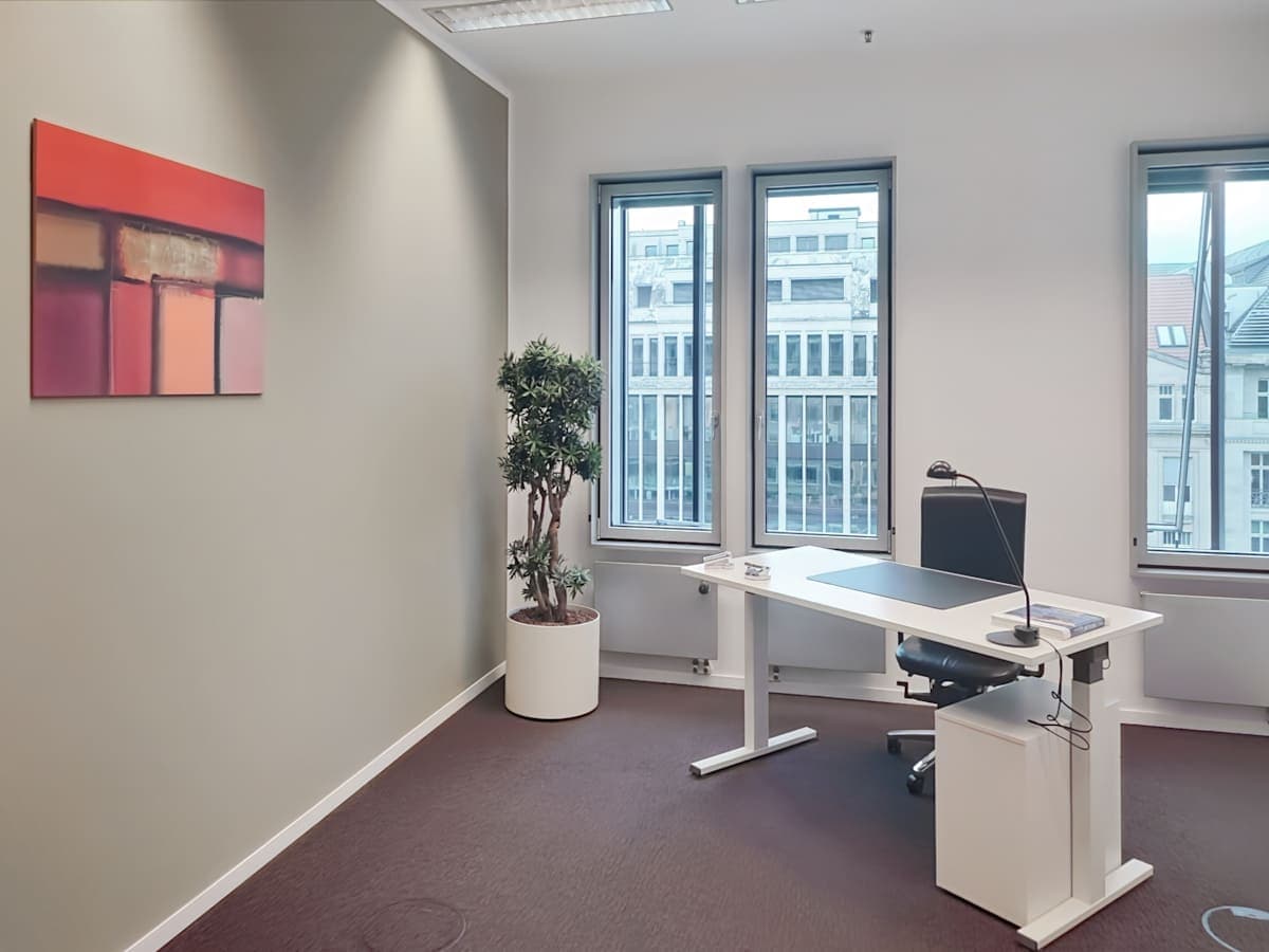 Regus Berlin Unter den Linden interior photo 11