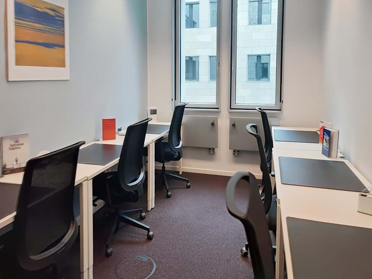 Regus Berlin Unter den Linden interior photo 12