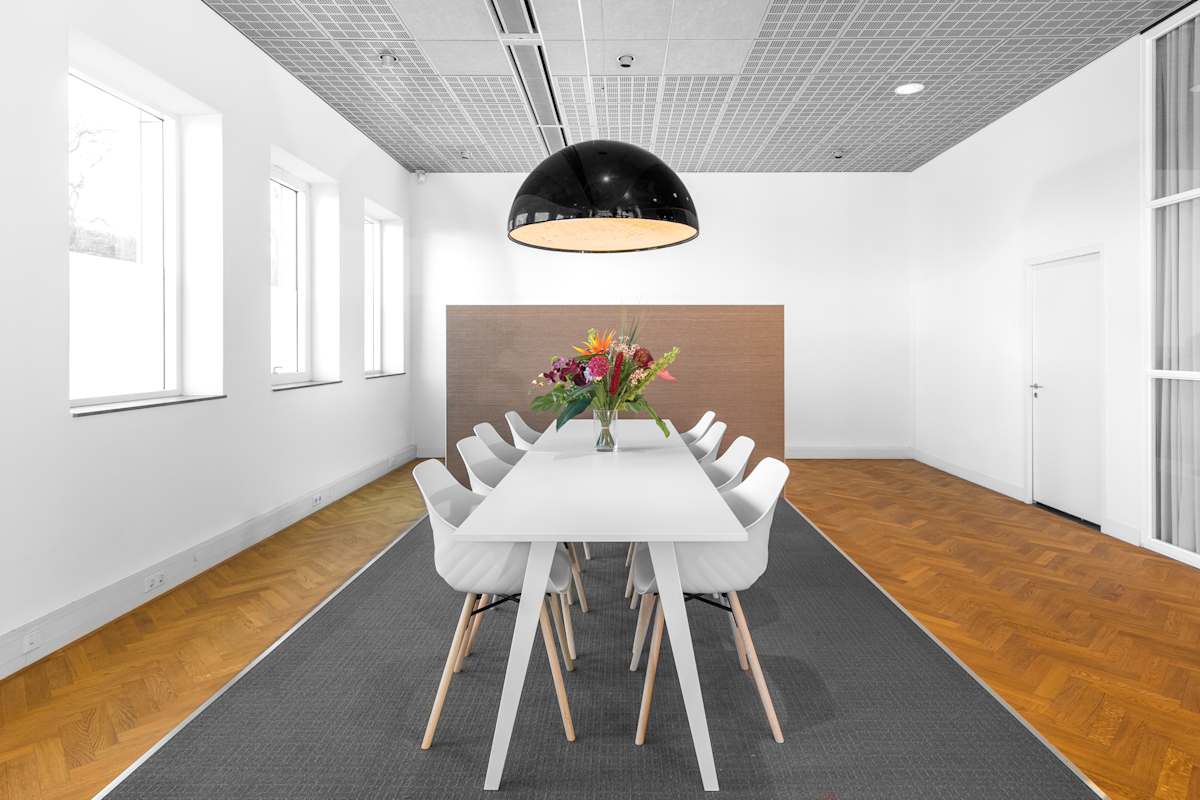 Regus Nieuw West interior photo 3