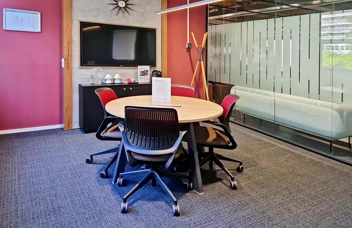 Regus - Amsterdam, Buitenveldert interior photo 9