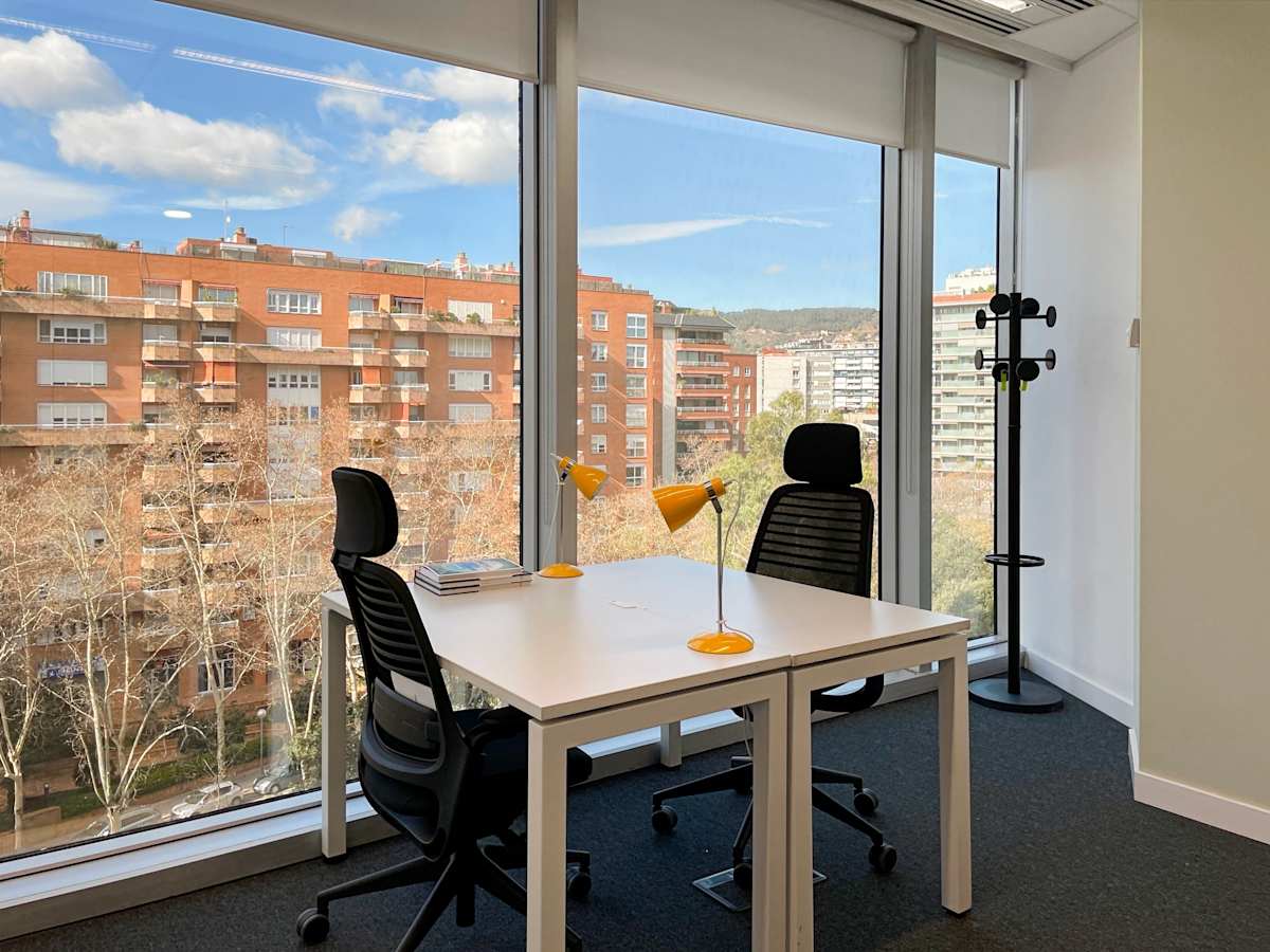 Regus - Barcelona Diagonal interior photo 4