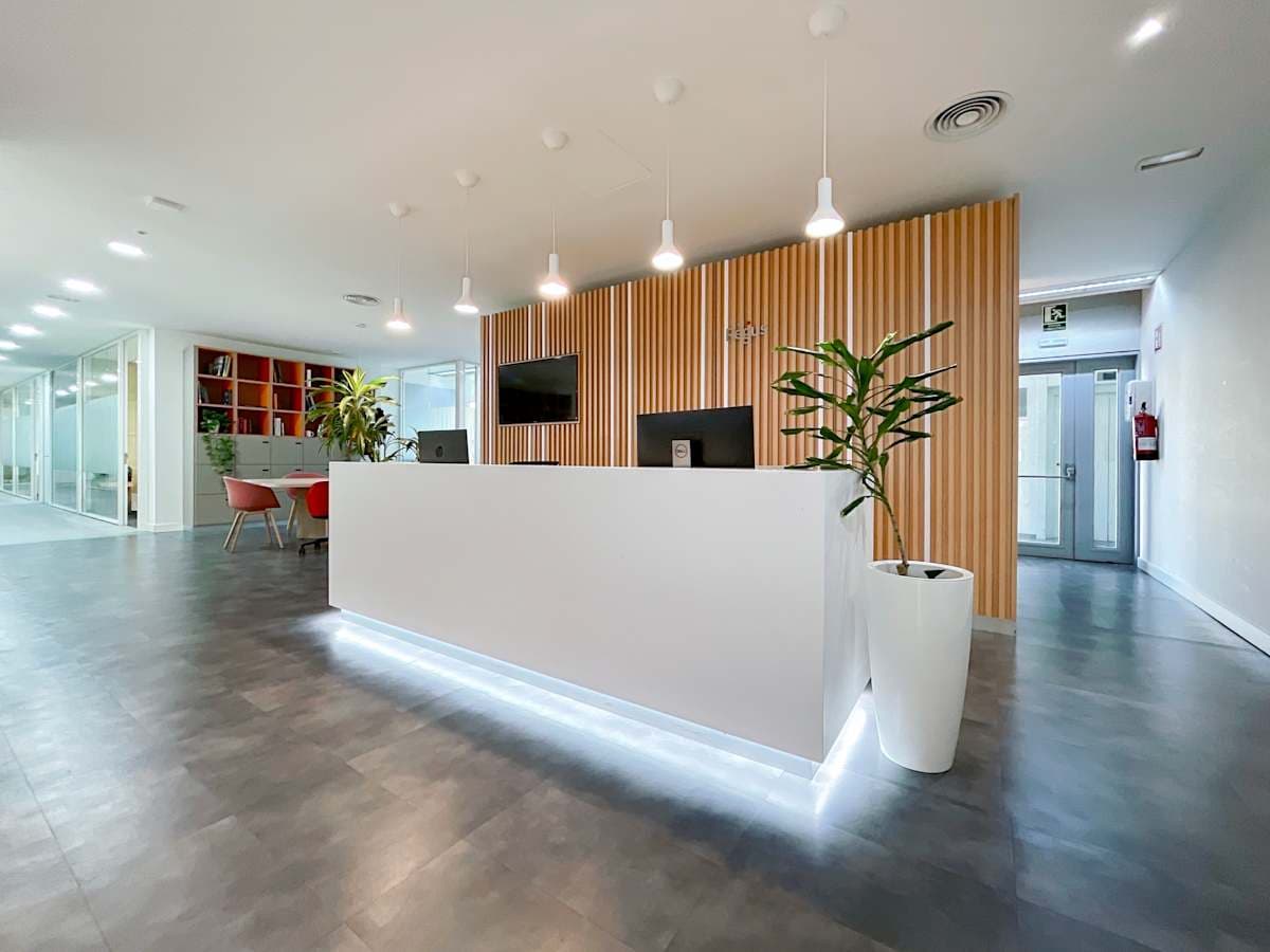 Regus - Barcelona Diagonal interior photo 6