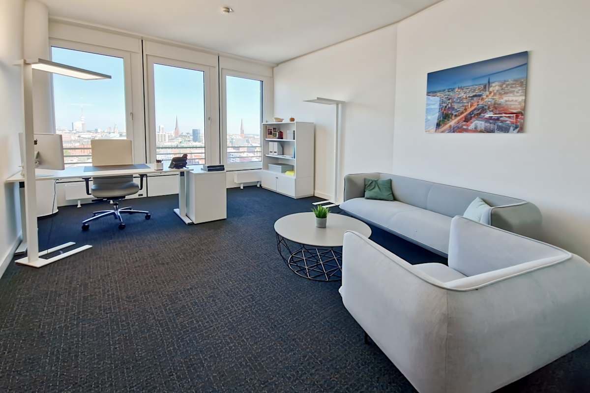 Regus Hamburg HafenCity interior photo 4