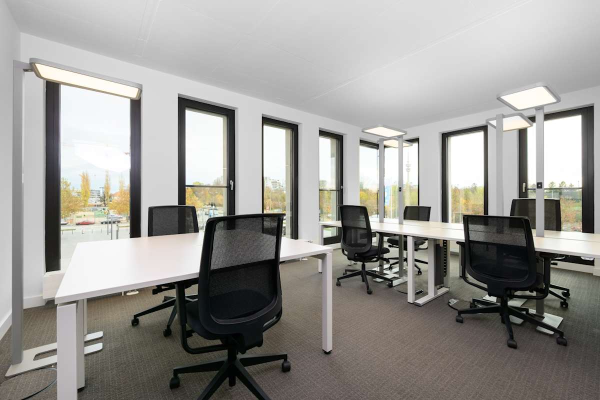 Regus - Munich, Moosacher Strasse interior photo 6