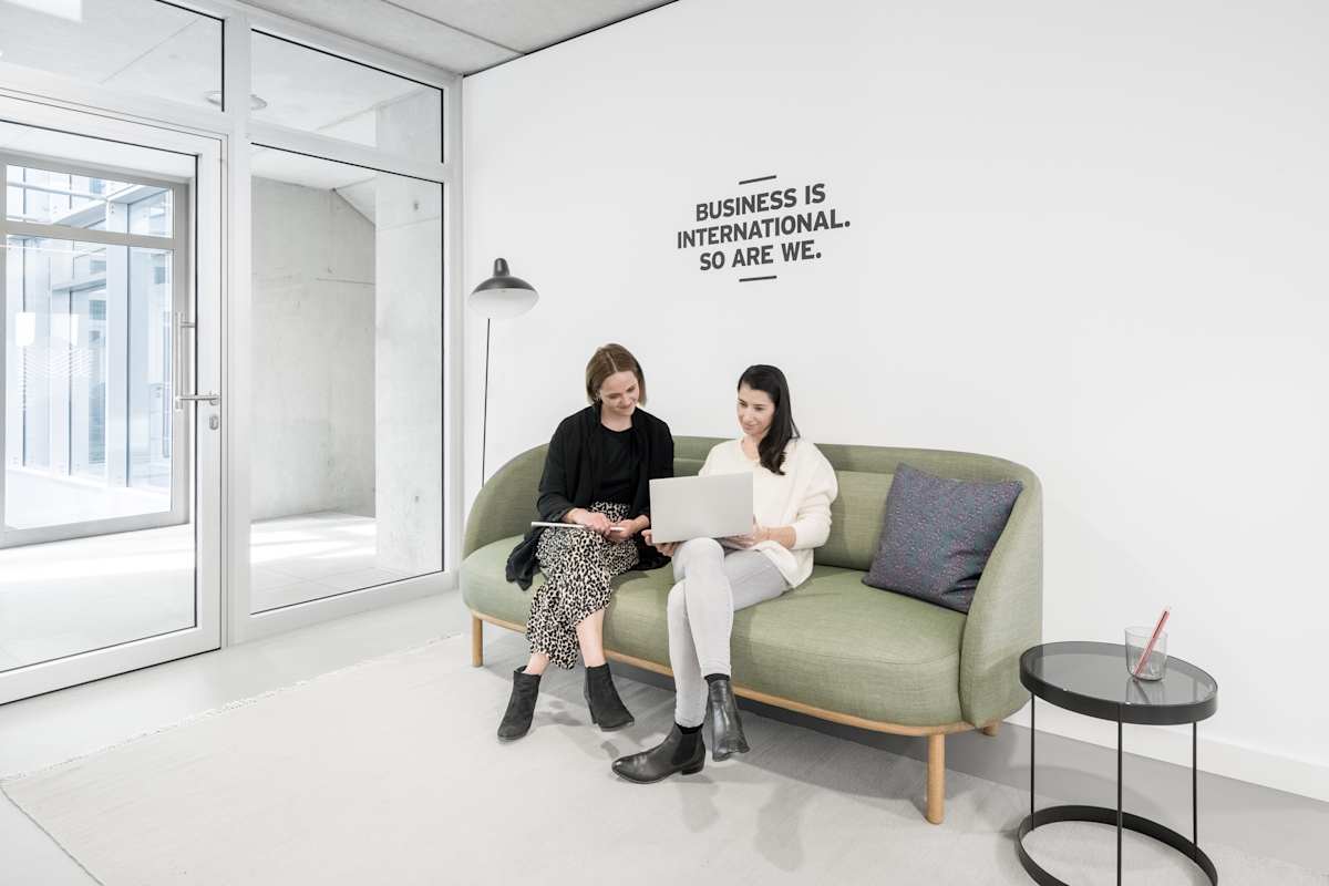 Regus Düsseldorf Kennedydamm interior photo 11