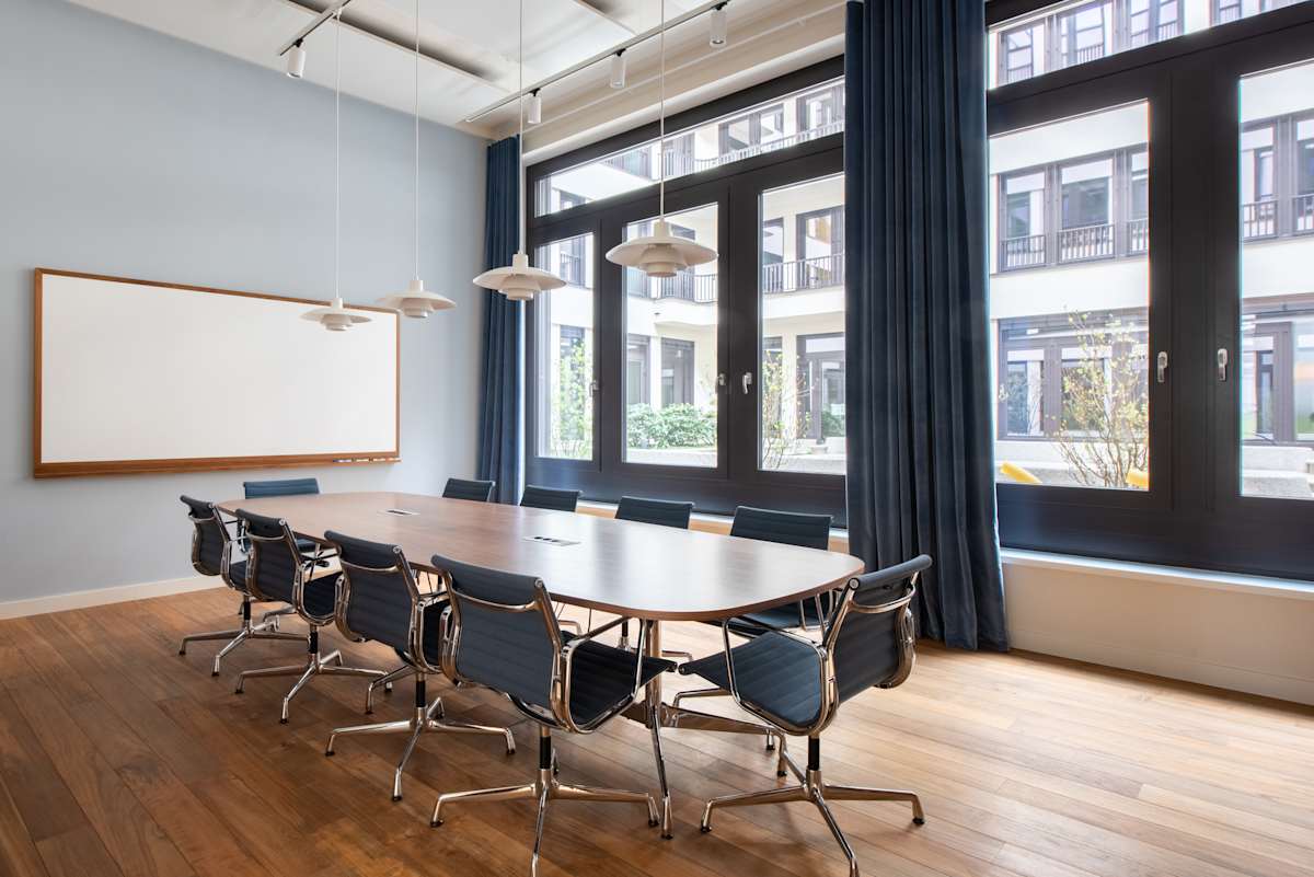 Signature by Regus interior photo 12