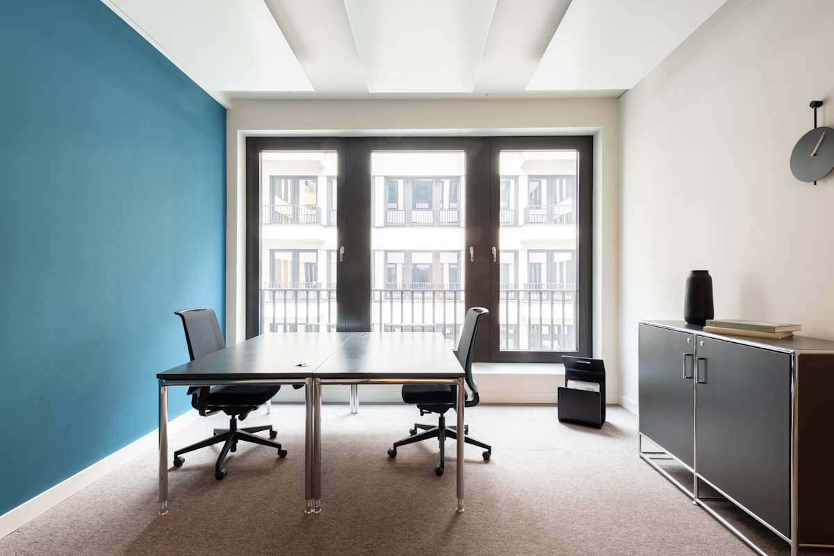 Signature by Regus interior photo 7