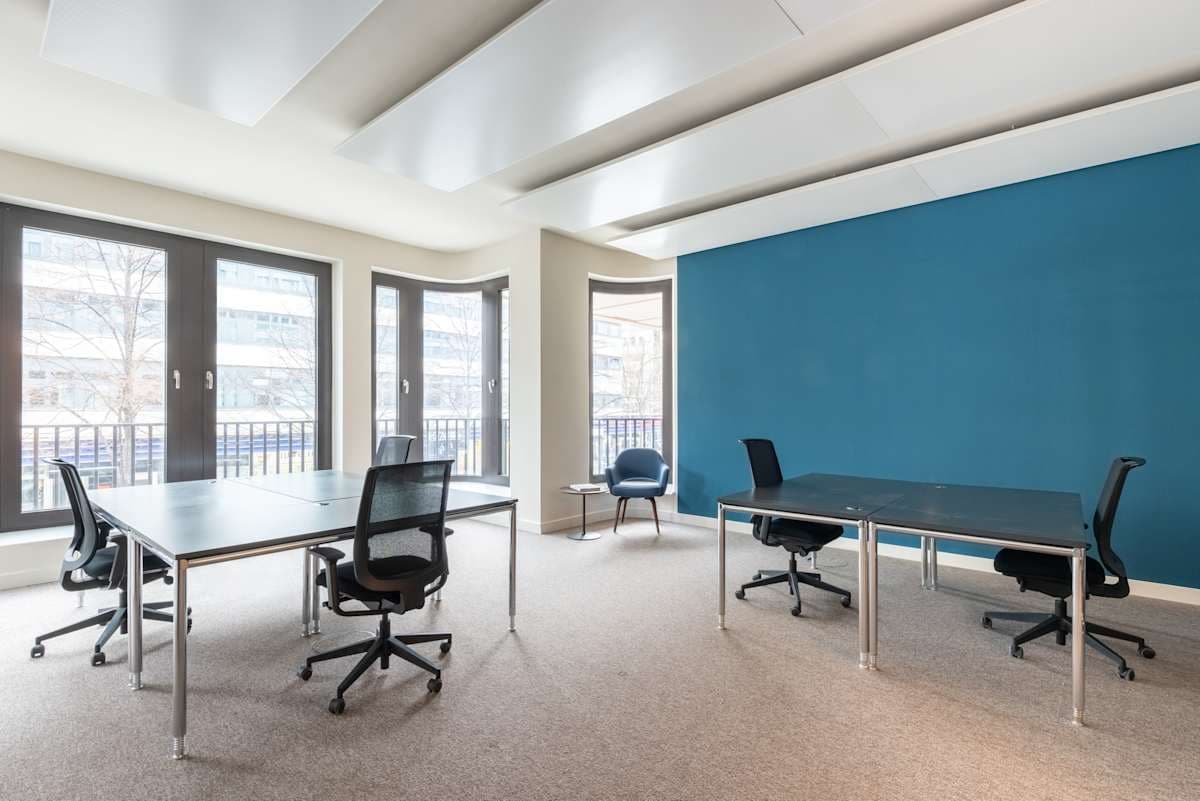 Signature by Regus interior photo 10