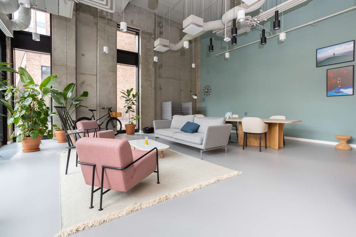 Spaces Koneser Building M interior photo 5