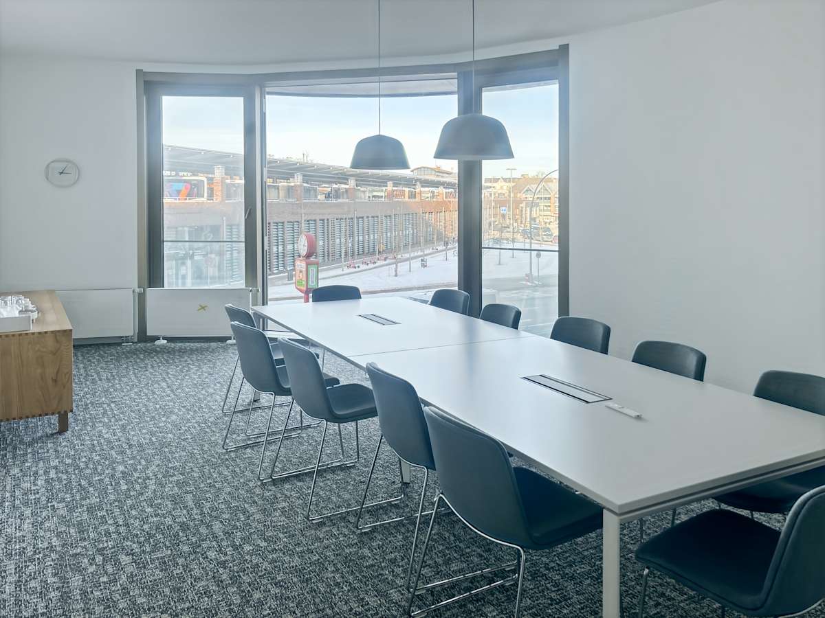 Regus Bergedorfer Tor interior photo 9