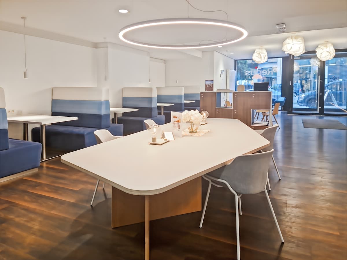 Regus - Hamburg, Hohe Bleichen interior photo 5