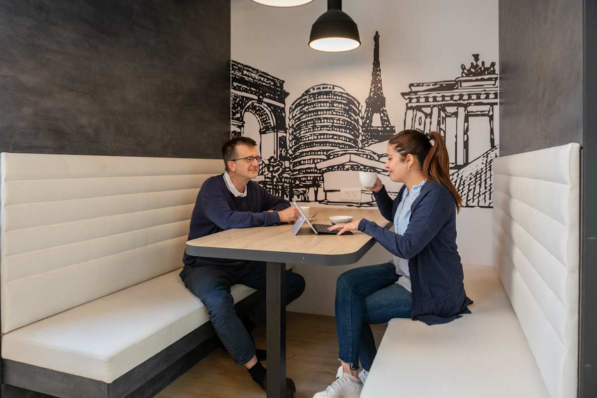 Regus - 64 Avenue Parmentier interior photo 5