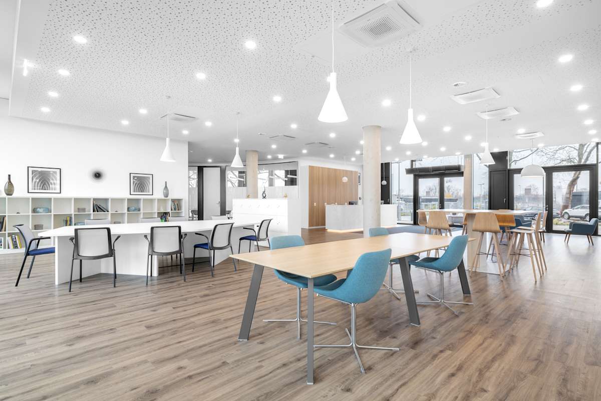 Regus Dusseldorf Theodorstraße  interior photo 5