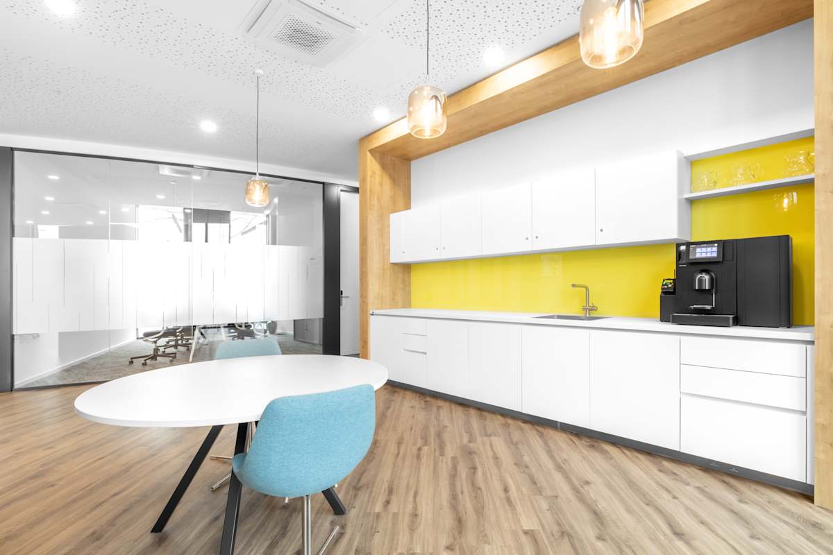 Regus Dusseldorf Theodorstraße  interior photo 6