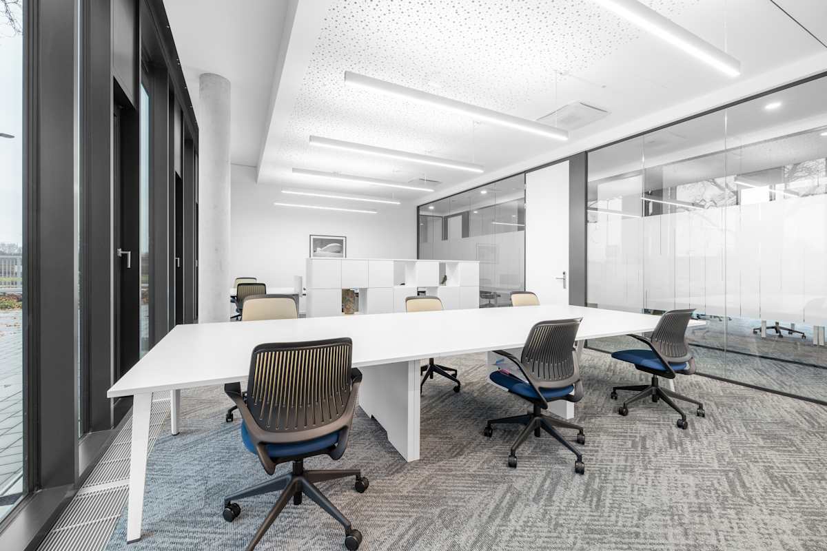 Regus Dusseldorf Theodorstraße  interior photo 8