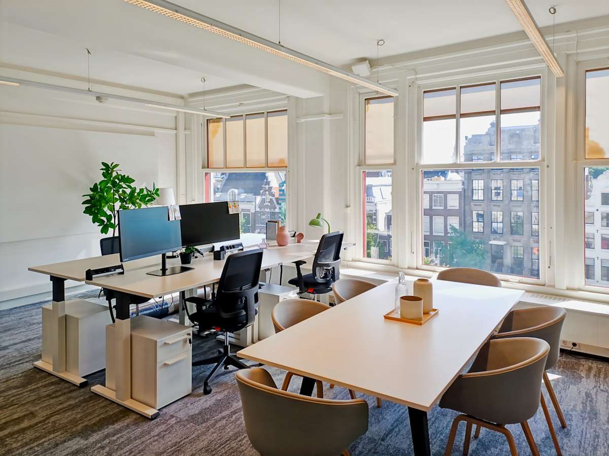 Regus - Rokin interior photo 8