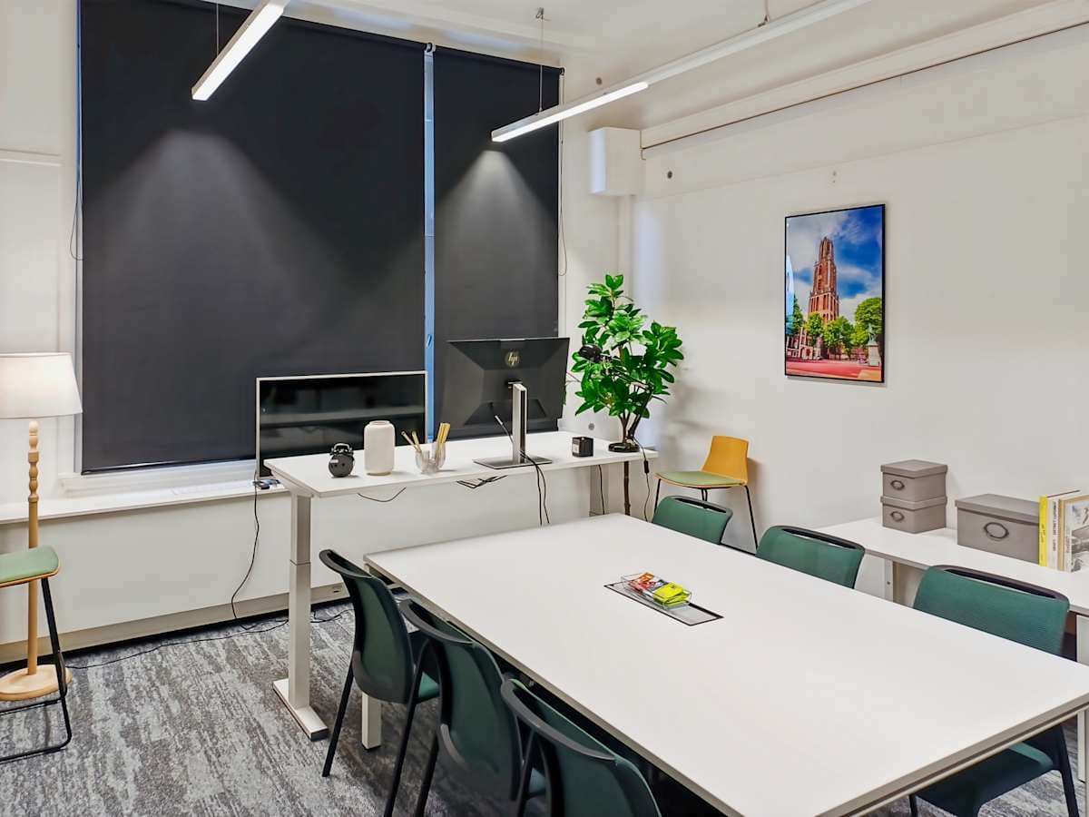 Regus - Rokin interior photo 9