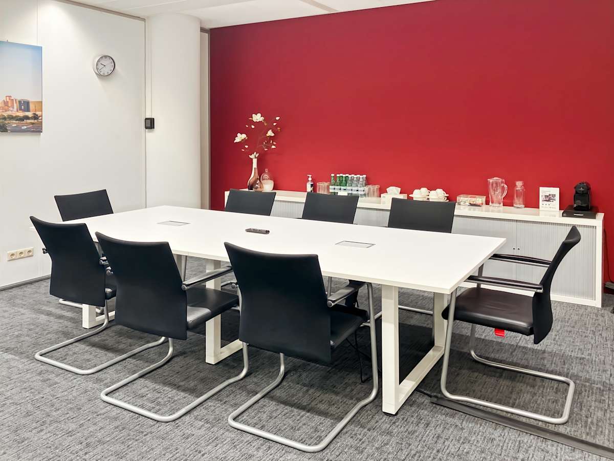 Regus - Amsterdam WTC interior photo 5