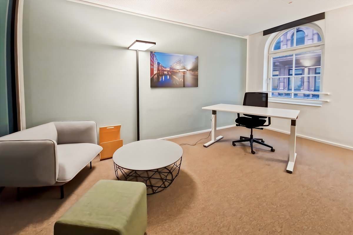 Signature by Regus - Hamburg, Jungfernstieg interior photo 8