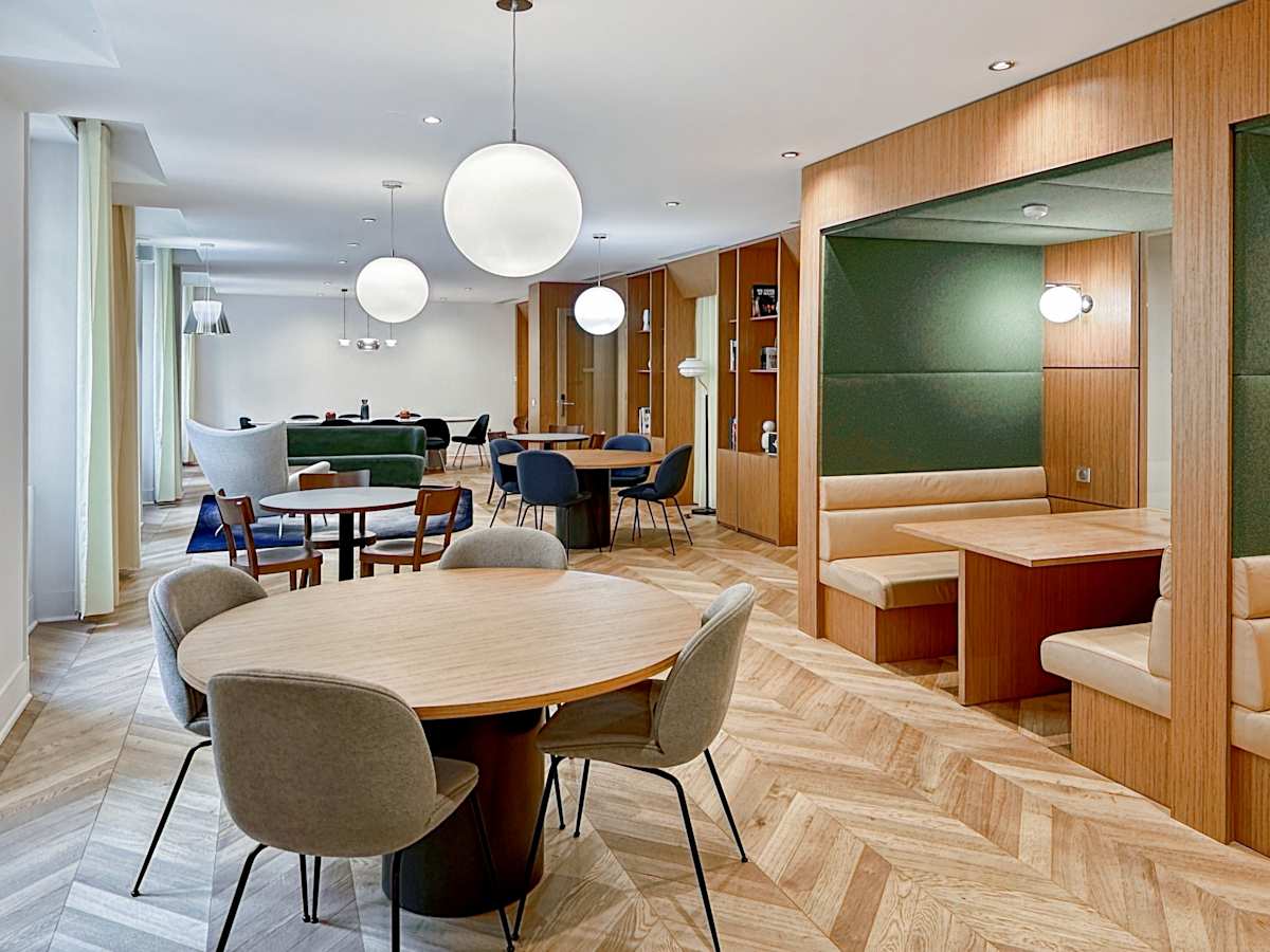 Signature by Regus - Kleber interior photo 5