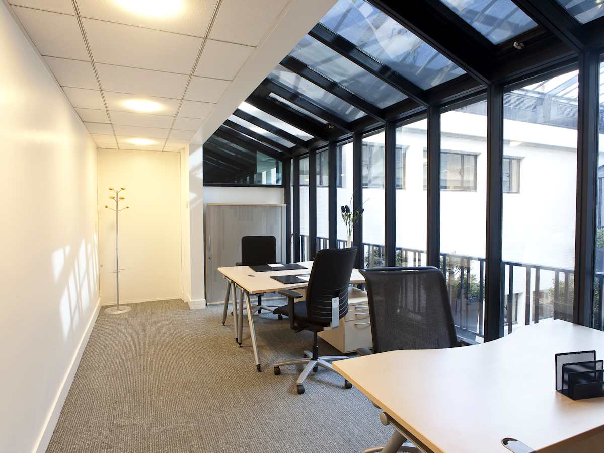 HQ Haussman Pasquier interior photo 8