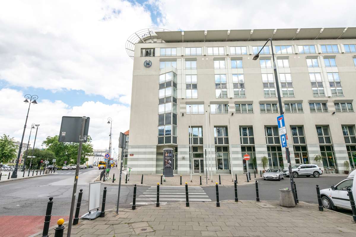 Regus - Warsaw Sheraton Plaza interior photo 1