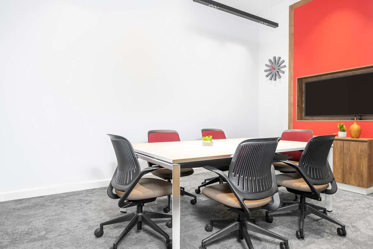 Regus - Warsaw Sheraton Plaza interior photo 5
